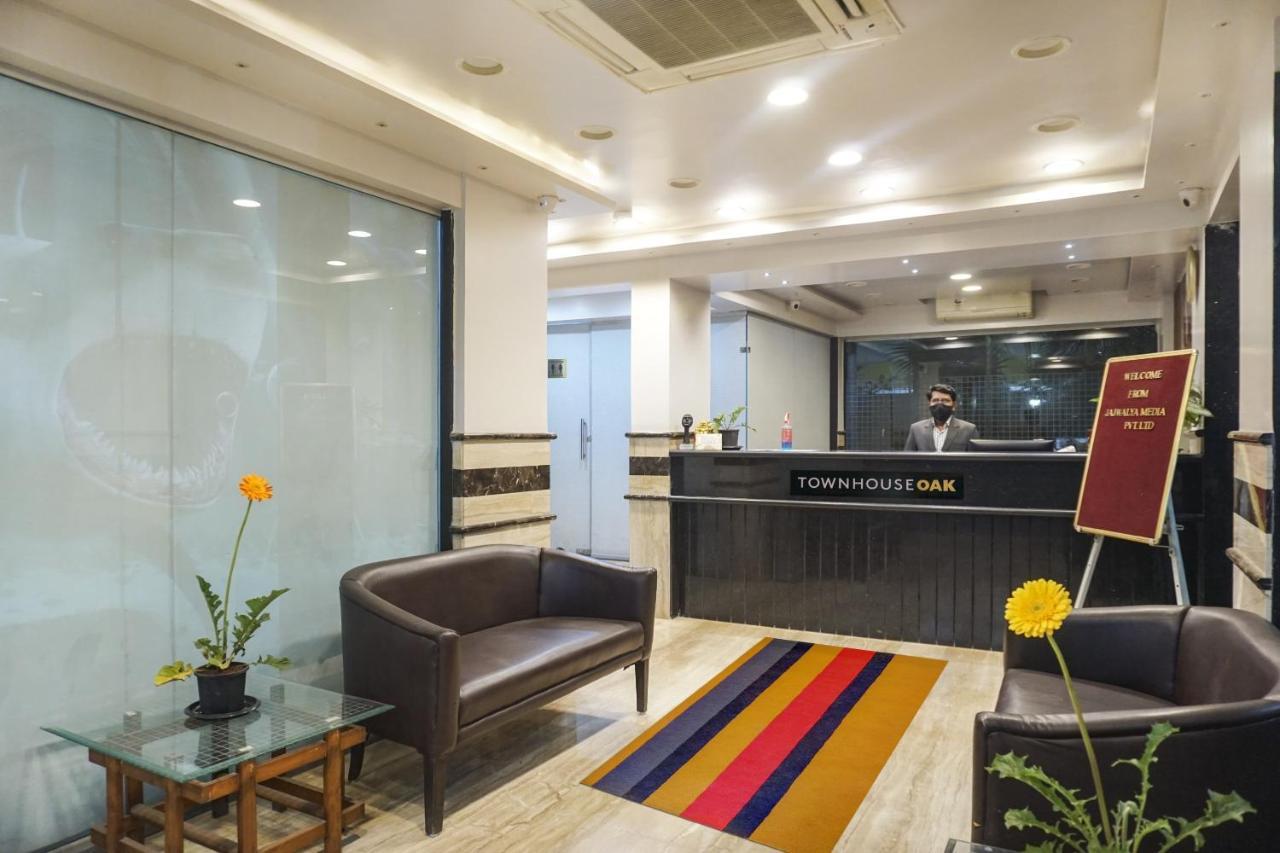Super Townhouse Oak Sr Hotel Wakad بونة المظهر الخارجي الصورة