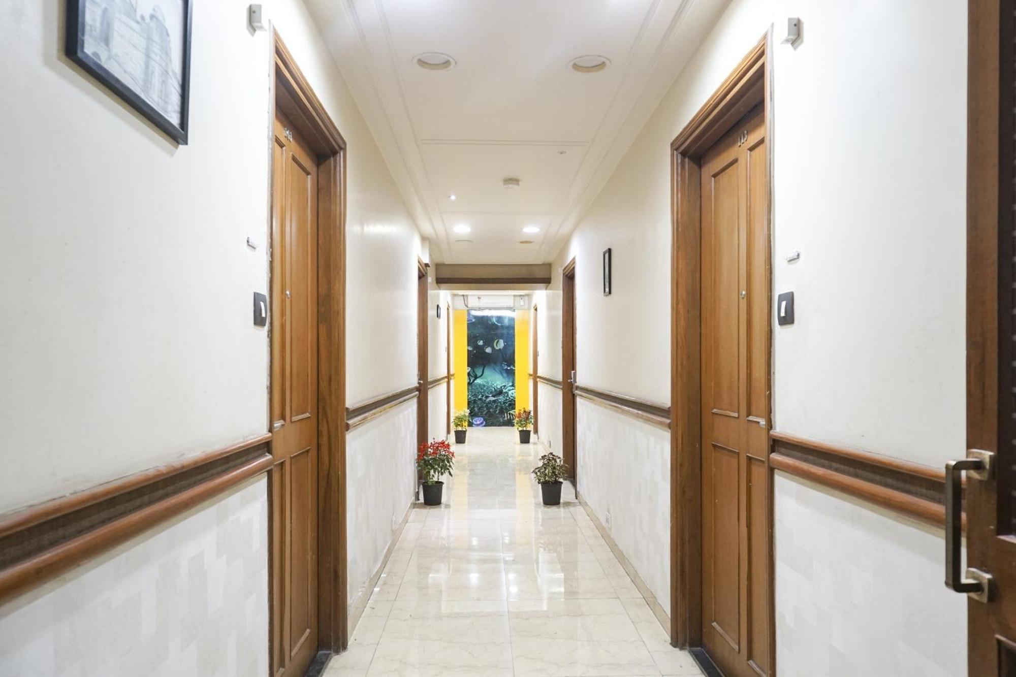 Super Townhouse Oak Sr Hotel Wakad بونة المظهر الخارجي الصورة